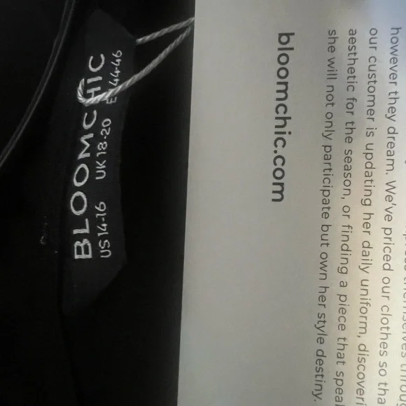 Bloomchic peek a boo top - 14/16 - 1X - Picture 4 of 4